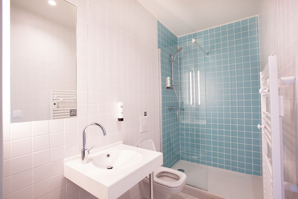 The People Hostel Strasbourg Strassburg Und Umgebung Hotels Com