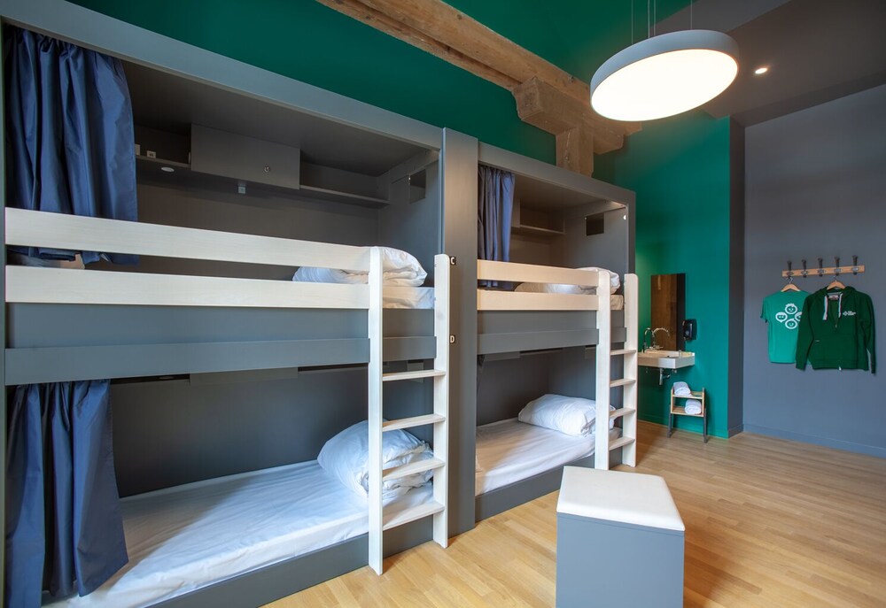 The People Hostel Strasbourg Strassburg Und Umgebung Hotels Com