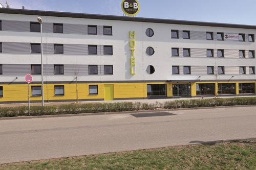 Book B B Hotel Baden Airpark In Rheinmunster Hotels Com