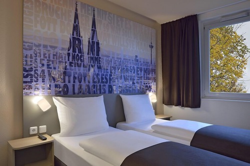 Book B B Hotel Koln West In Cologne Hotels Com