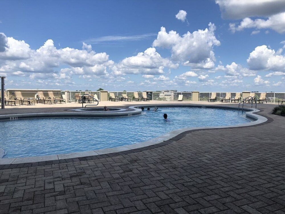 perfect location | rooftop pool | self checkin/out | elegantly