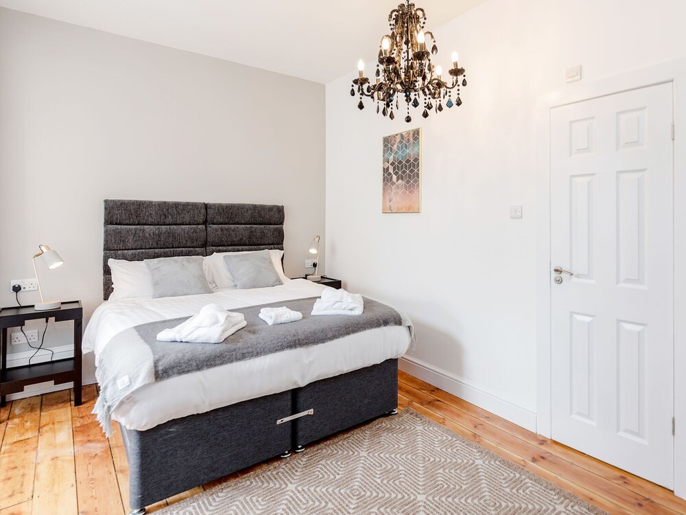 ホリデイ ホーム イン ワットフォード ニア ワーナー ブロス ハリー ポッター スタジオ ワットフォード の宿泊予約 ホテルズドットコム