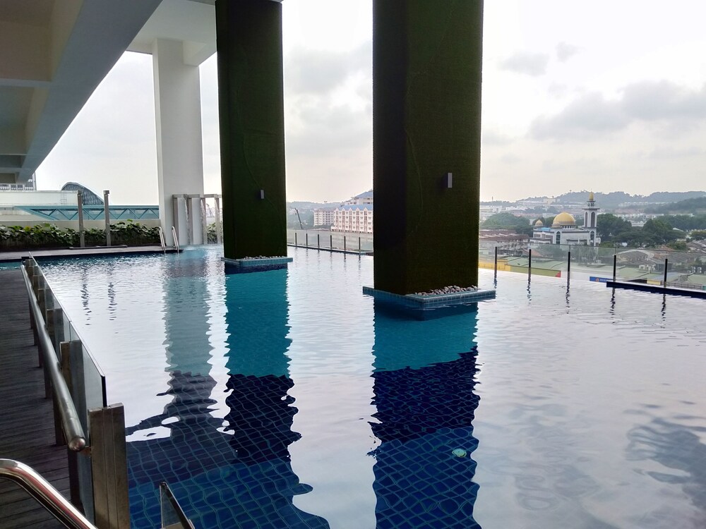 Summer Studio 2 One South Seri Kembangan Updated Price Reviews Hd Photos Hotels Com