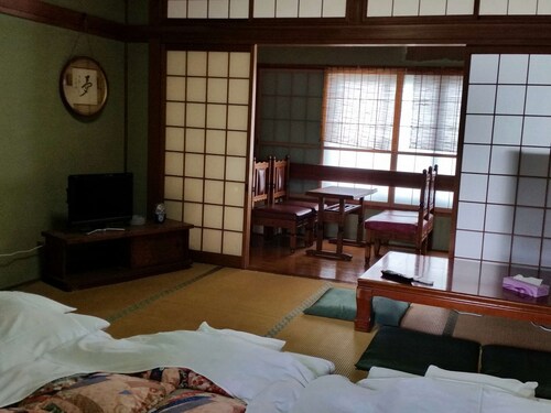 淡路 の格安ホテル 宿泊予約 人気の格安ホテルを簡単予約 多数の宿泊施設のキャンセル無料 ホテルズドットコム