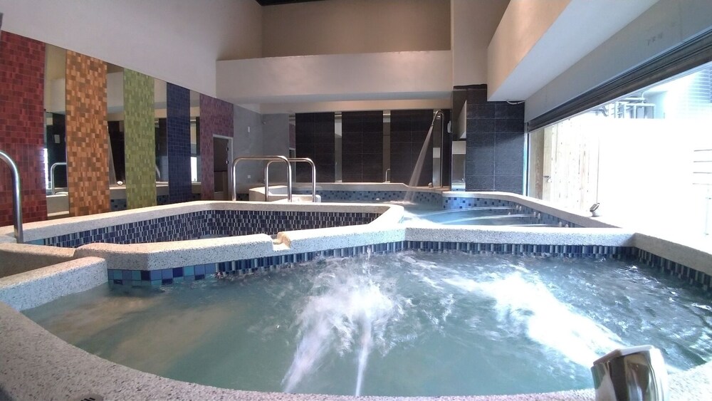 沐恩远东温泉渡假饭店