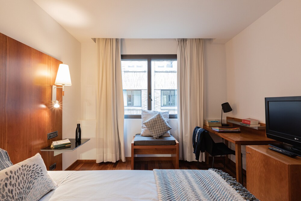 Micampus Pamplona Student Hotel In Pamplona Und Umgebung Hotels Com