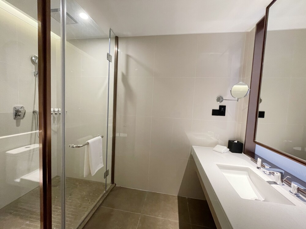 上海虹桥睿景酒店