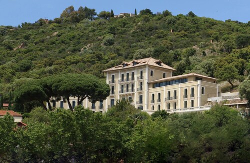 15 Closest Hotels To Fort De Bregancon In Bormes Les Mimosas Hotels Com