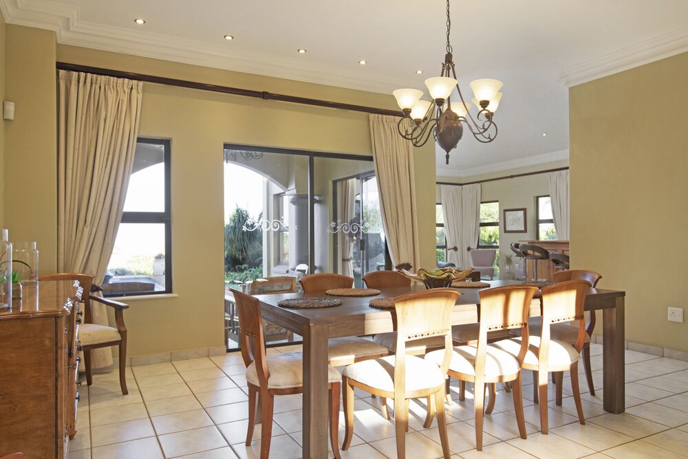 Two On Chelsea In Umhlanga Book On Hotels Com