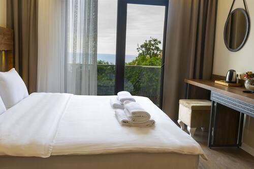 احجز misal room hotel في طرابزون قارن أسعار الفنادق في طرابزون