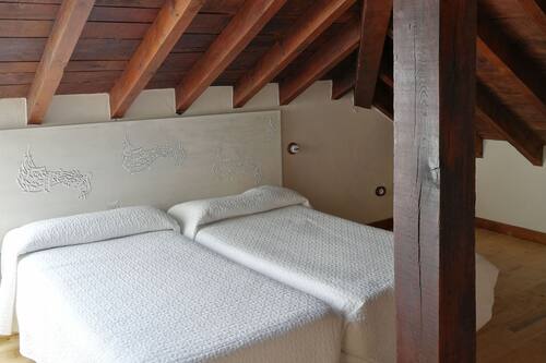 Book Posada El Jardin De Angela In Santander Hotels Com