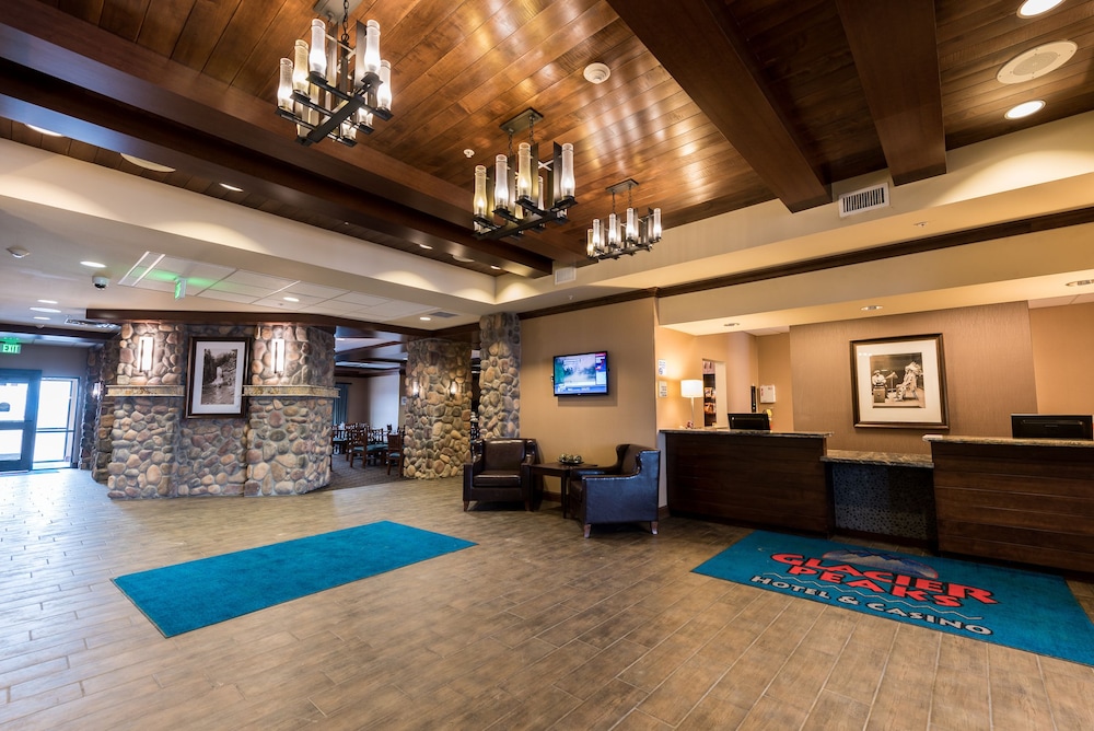 Book Glacier Peaks Hotel In Browning Hotels Glacier Peaks Hotel Browning Lobby