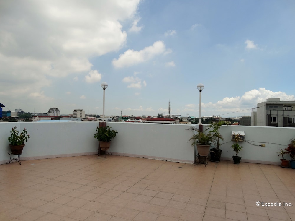 Book Alu Hotel In Davao Hotels Alu Hotel Davao Terrace Patio