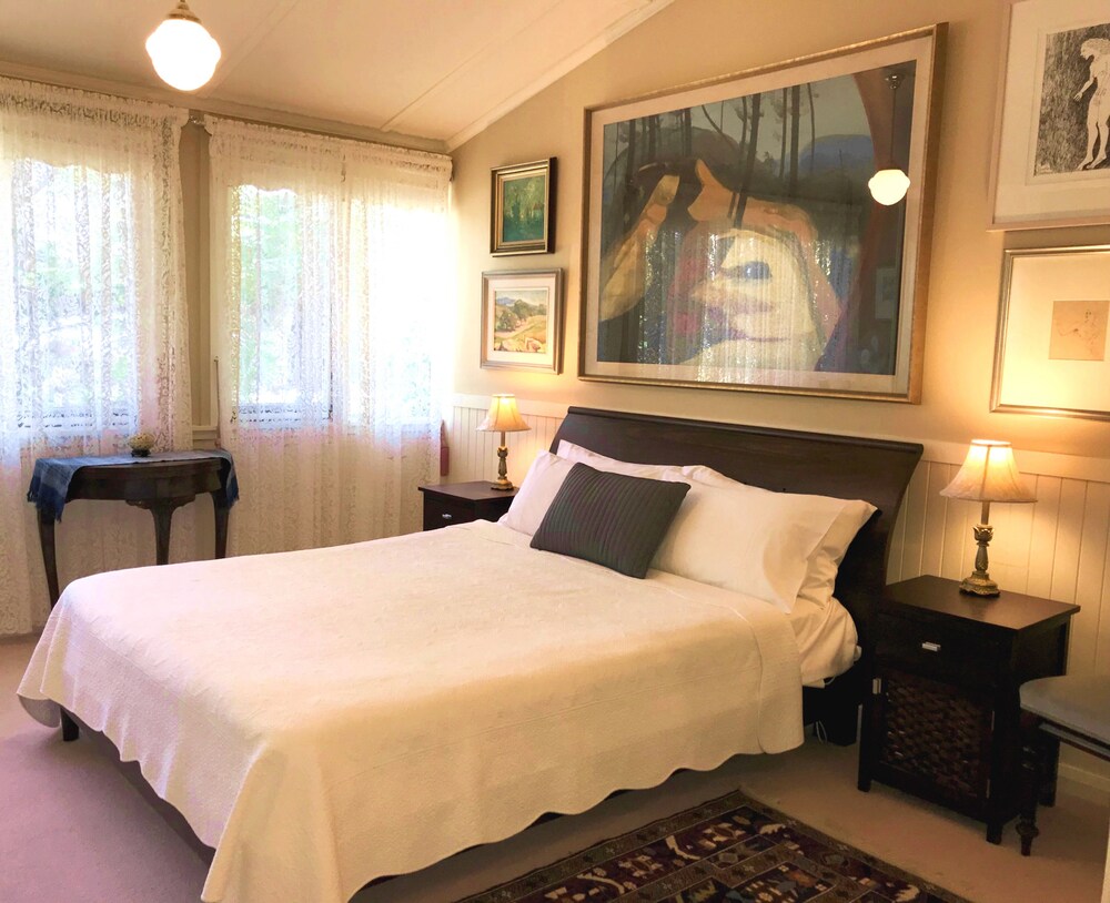 Book The Chalet Guesthouse And Studio In Blackheath Hotels Com