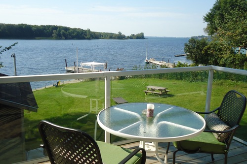 Bayside Inn Waterfront Suites Kingston Canada Hotel S Hotels Com - Patio Chairs Kingston Ontario Bayside Inn Waterfront Suites Kingston Canada Hotel S Hotels Com - Patio Chairs Kingston Ontario