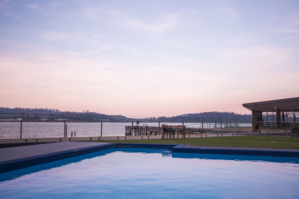 Book Eastcoaster Resort in Orford