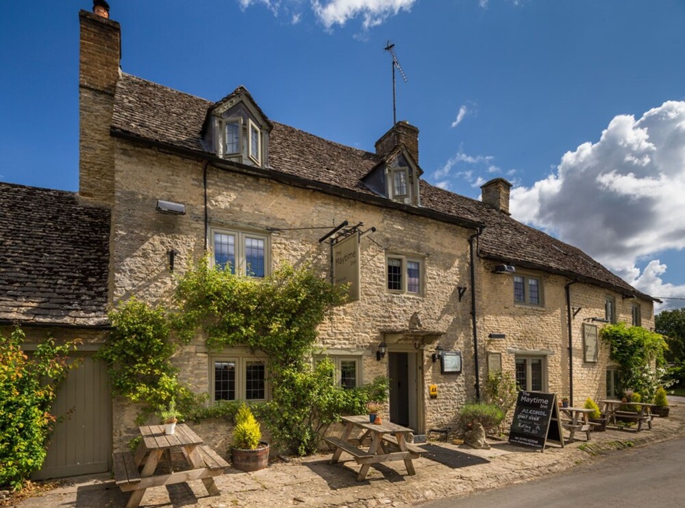 Book The Maytime Inn In Burford Hotels The Maytime Inn Burford