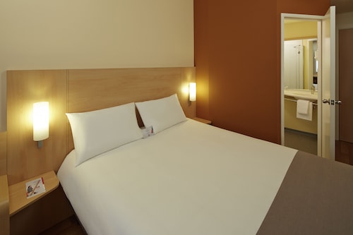 Ibis Izmir Alsancak Izmir Hotels Com