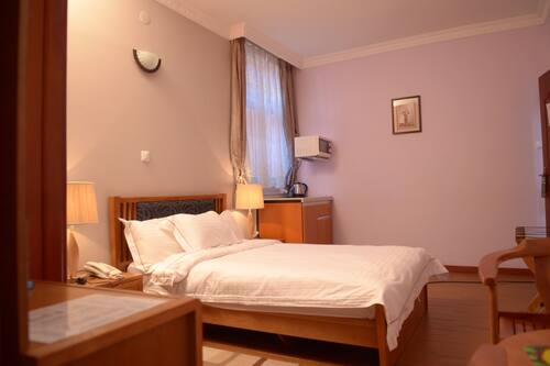 احجز هامونا جيست هاوس في أديس أبابا قارن أسعار الفنادق في أديس أبابا