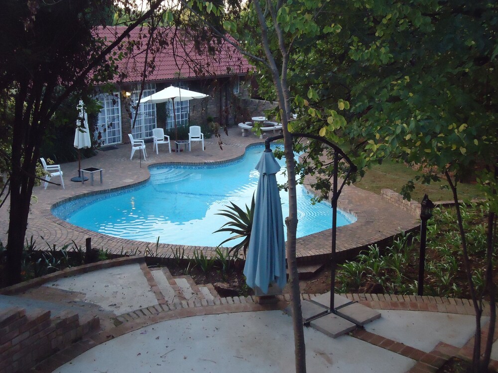 Amoris Guest HouseLynnwood in Pretoria Book on