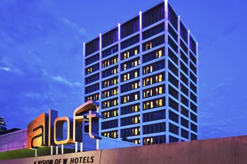 15 Closest Hotels To Cain S Ballroom In Tulsa