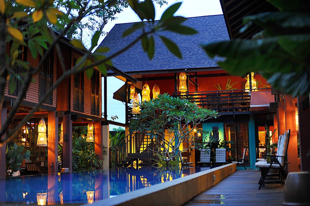 The Village House Kuching Updated Price Reviews Hd Photos Hotels Com