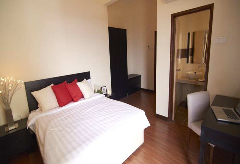 Book Bayou Lagoon Park Resort In Malacca City Hotels Com