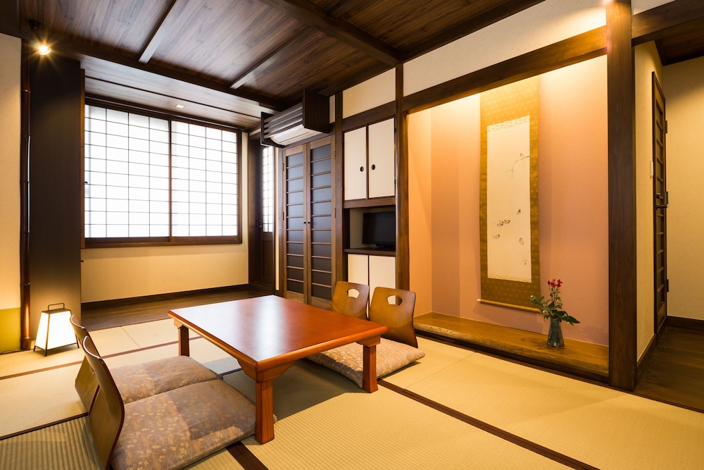 Book Matsubaya Ryokan In Kyoto Hotels Matsubaya Ryokan Kyoto Anese Style Deluxe Room With Shower Guest