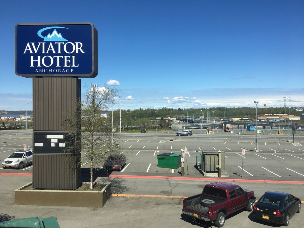 Aviator Hotel Anchorage Anchorage Hotels Com [ 333 x 500 Pixel ]