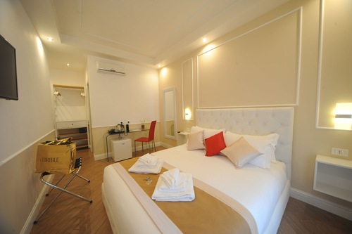 My Suites Piazza Di Spagna Rome Italy Rome Hotel Discounts Hotels Com