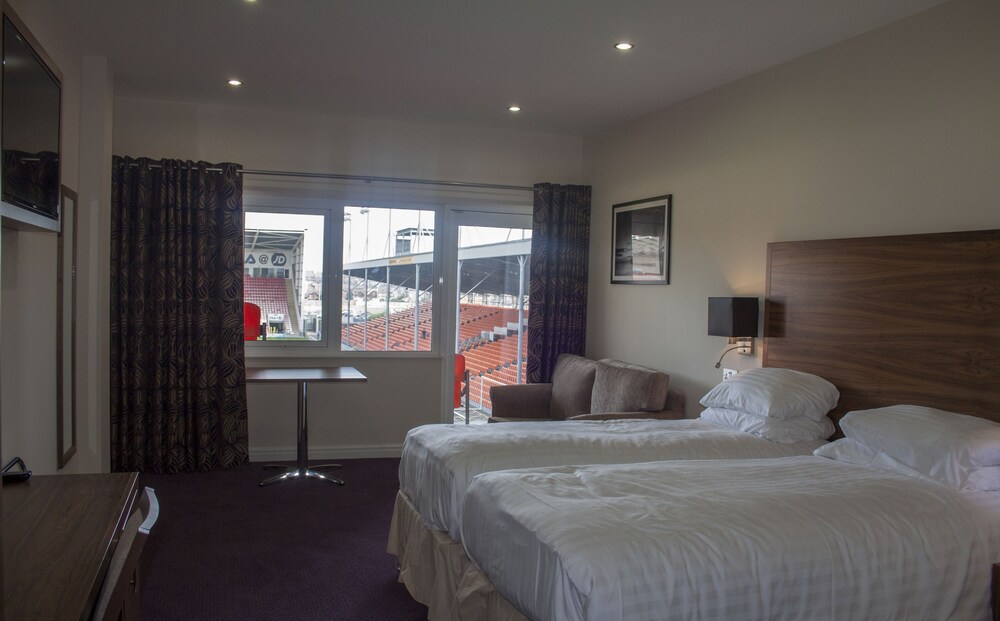 Book Blackpool Fc Hotel In Blackpool Hotels Com