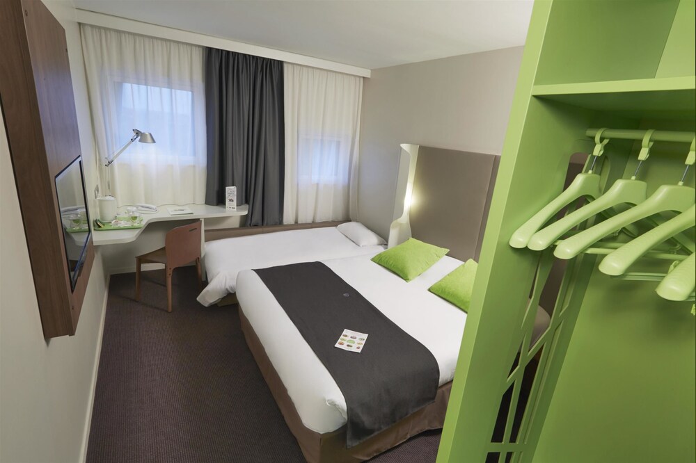 Book Campanile Hotel Lille Euralille In La Madeleine Hotels Com