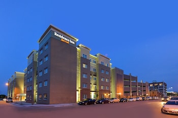 15 Closest Hotels To Drake University In Des Moines