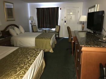 Naktsmītnes Magic Castle Inn and Suites attēls vietā Kissimmee