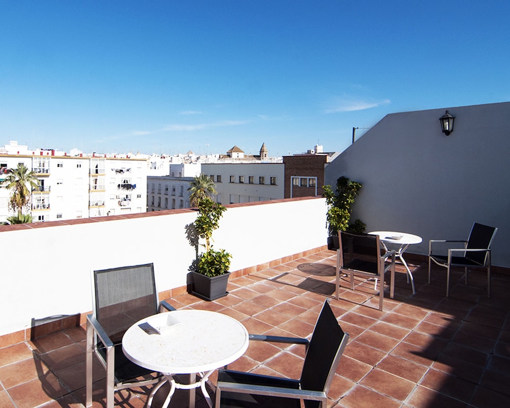 Apartamentos Plaza de la Luz Cádiz en Cádiz