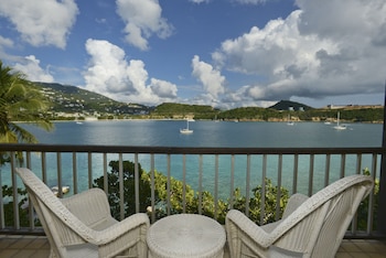 Фото Lindbergh Bay Hotel and Villas в Сен-Томас