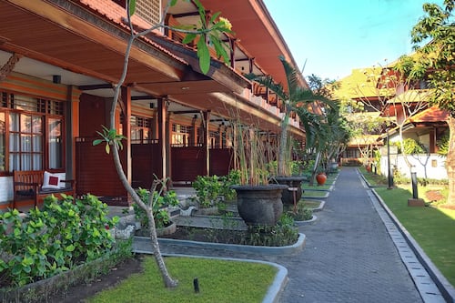Book Grand Istana Rama Hotel In Kuta Hotels Com Book Grand Istana Rama Hotel In Kuta Hotels Com