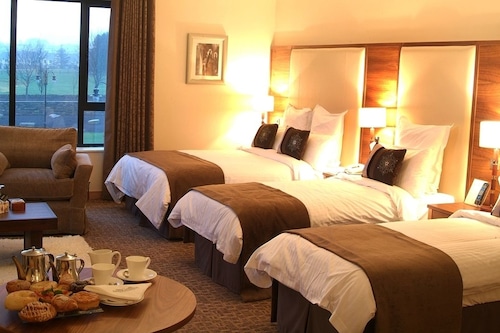 Hotel Dua - Modern Hotel Room Design
