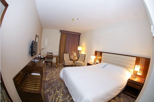 احجز فندق المطلق في الرياض قارن