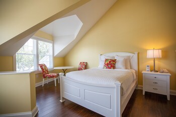 Top 10 Hotels In Syracuse Indiana Resorts In Syracuse
