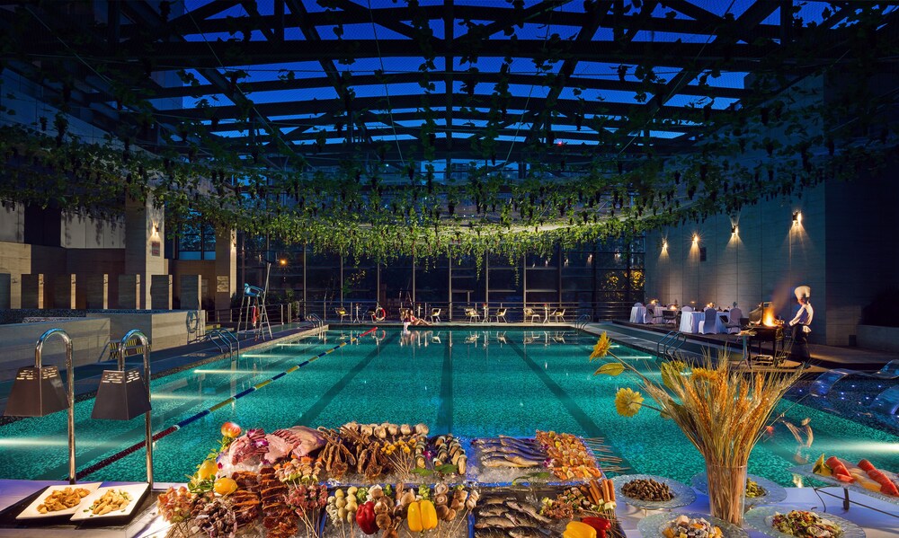 Book M Hotel Chengdu In Hotels M Hotel Chengdu Indoor Pool