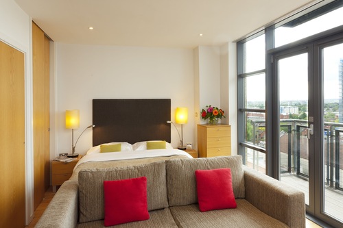 https ar hotels com ho214052128 sakw brmynjham bryndly blys byrmynghham almmlkt almthdt