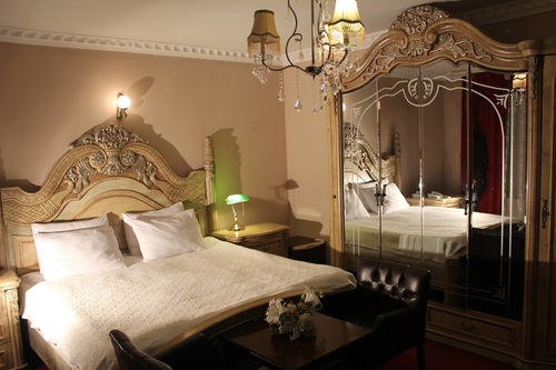 Book Hotel Adria In Pristina Hotels Com