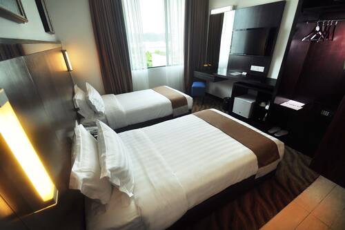Book Dreamtel Kota Kinabalu In Kota Kinabalu Hotels Com