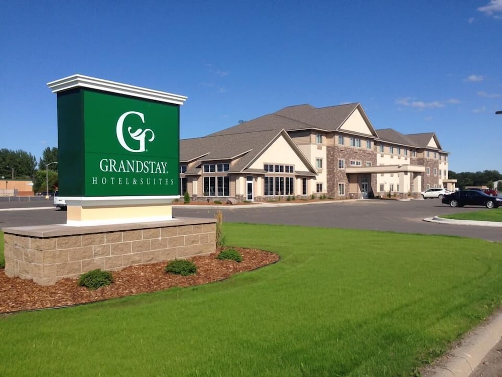 Book Grandstay Hotel Suites Thief River Falls In Grandstay Hotel Suites Thief River Falls