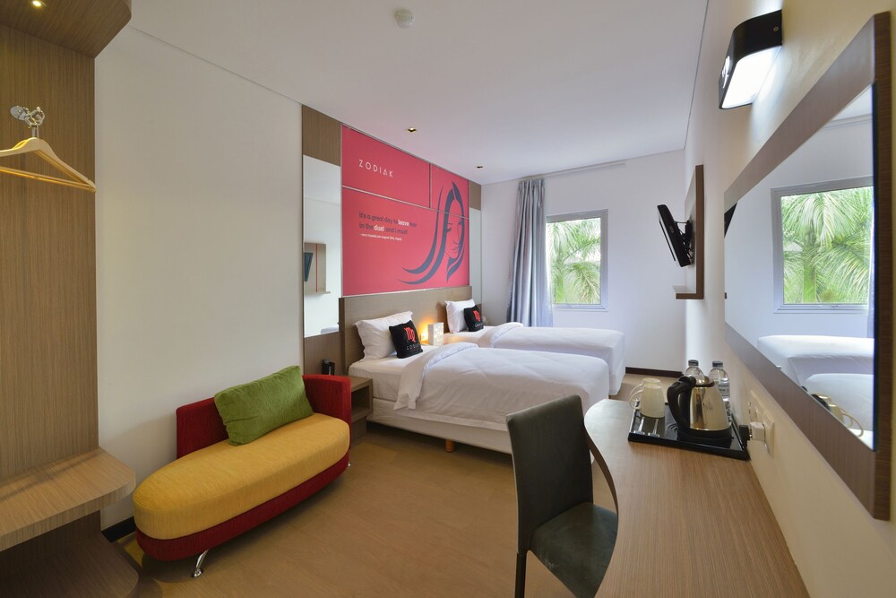 Book Zodiak Sutami By Kagum Hotels In Bandung Hotels Com