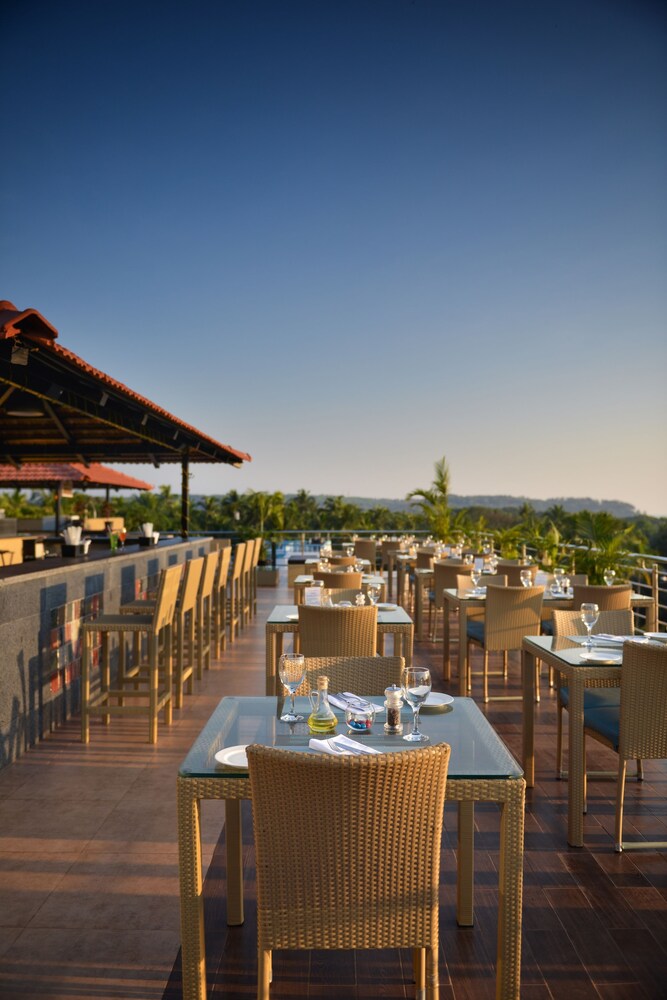 Book The Acacia Hotel Spa Goa In Candolim Hotels Com