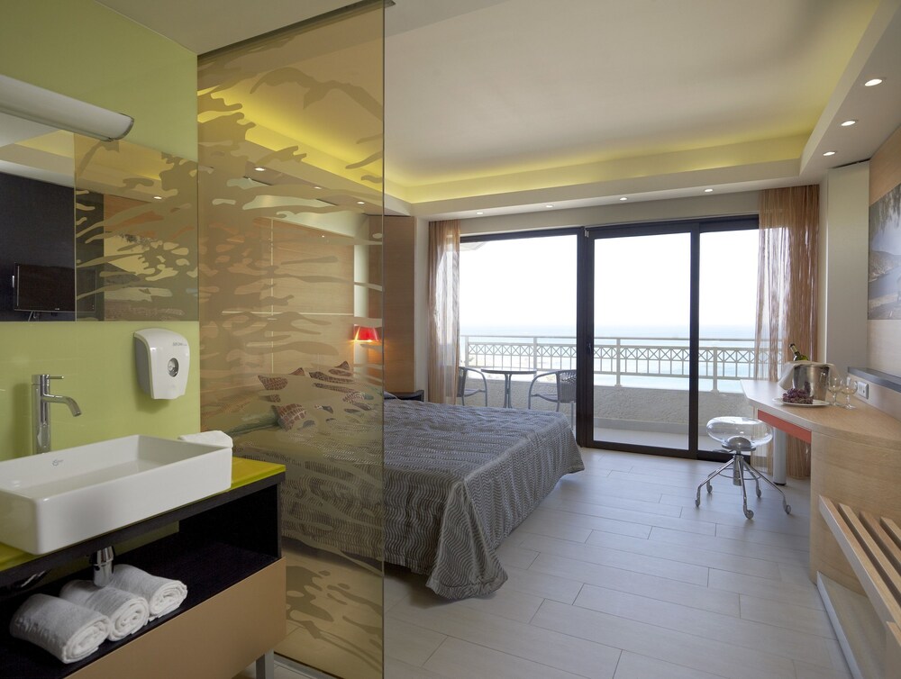 Book Esperos Mare Hotel All Inclusive In Rhodes Hotels Com 277 tykkaeystae · 9 puhuu taestae · 48 oli taeaellae. book esperos mare hotel all inclusive