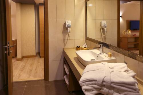 Imperial Park Hotel Izmit Info Photos Reviews Book At Hotels Com Imperial Park Hotel Izmit Info Photos Reviews Book At Hotels Com