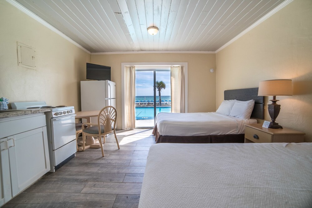 Palm Grove In Panama City Beach Book On Hotels